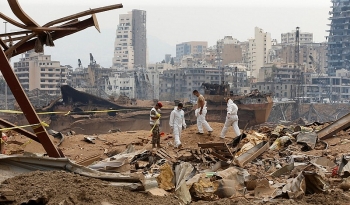 lebanon bat ngo tu choi dieu tra quoc te vu no beirut