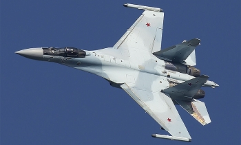 "Tử thần trên không" Su-35 Nga ngăn chặn máy bay tuần thám Mỹ trên biển Địa Trung Hải