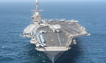 Chuyên gia Nga nhận định tàu sân bay Mỹ sẽ thắng nếu đụng độ với đối thủ Trung Quốc