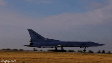 Biên đội oanh tạc cơ Tu-22M3 Nga diễn tập sát biên giới Afghanistan