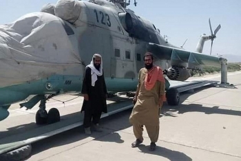 Taliban tung video khoe chiếm được cả trực thăng Mi-35 ở trạng thái sẵn sàng chiến đấu