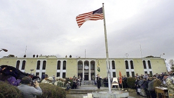 Mỹ chính thức hạ cờ ở Đại sứ quán tại Kabul