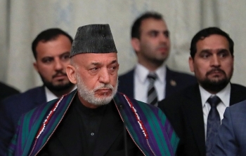 Cựu tổng thống Afghanistan bất ngờ gặp chỉ huy Taliban