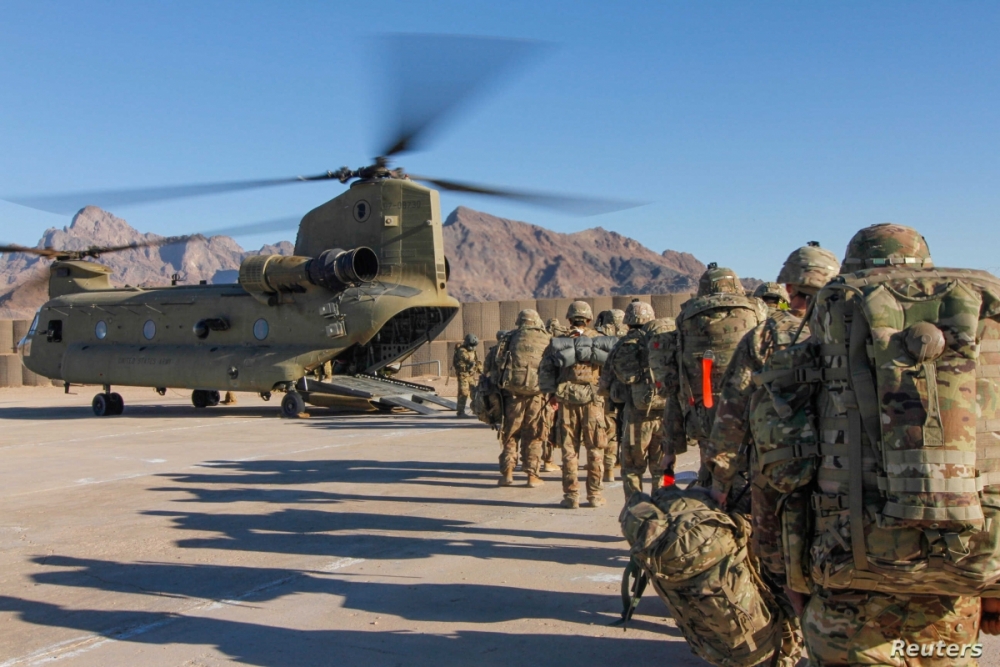 Hoa Kỳ cấm các hãng hàng không hoạt động trong không phận Afghanistan