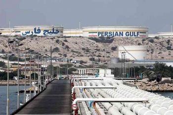 Mỹ thẳng tay trừng phạt hàng loạt công ty giao dịch dầu với Iran