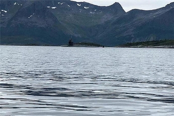 Hải quân Mỹ bất ngờ tiết lộ 4 bức ảnh hiếm hoi về tàu ngầm tấn công bí mật