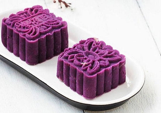 Làm bánh trung thu không cần lò nướng: Bánh trung thu khoai lang tím màu sắc bắt mắt, vị ngọt bùi lạ lạ