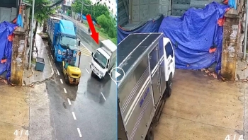 Camera giao thông: Xe tải drift vào sân nhà dân ven đường như phim hành động