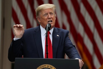 ong trump bat ngo bi hai dang len an vi gieo hoai nghi ve ket qua bau cu