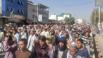 3.000 người Afghanistan bị đuổi khỏi nơi ở dành cho quân nhân chính quyền cũ