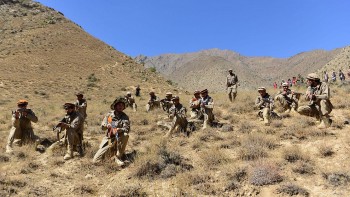 Phe kháng chiến bất ngờ phản công gần biên giới Tajikistan