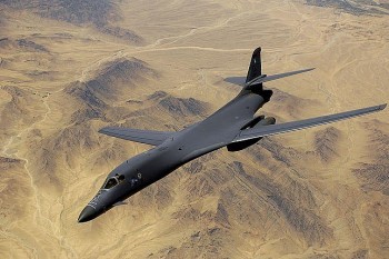 Hoa Kỳ cho 17 máy bay ném bom B-1B Lancer 