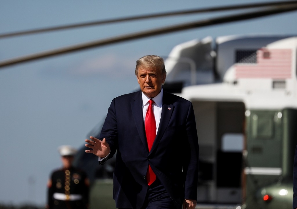 Lịch trình di chuyển của Tổng thống Trump trước ngày có kết quả dương tính với SARS-CoV-2