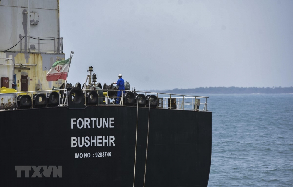 Tàu Iran chở hơn 230.000 thùng xăng tới hỗ trợ Venezuela giải tỏa áp lực