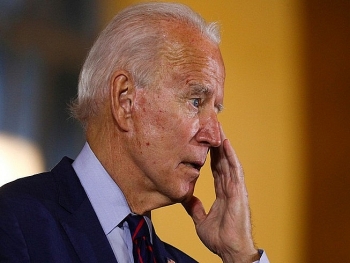 Trong phút ngẫu hứng, ông Biden bất chợt 'lỡ lời' khi nói cử tri không cần bỏ phiếu cho mình