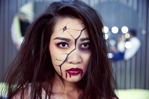 Bỏ túi những cách trang điểm cực ấn tượng cho mùa Halloween năm nay