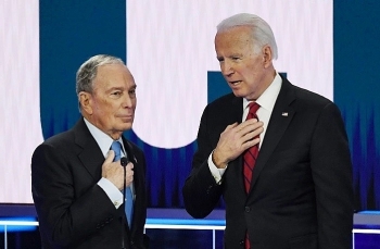 Tỷ phú Bloomberg bạo tay chi 15 triệu USD đăng quảng cáo ủng hộ ông Biden trong tuần cuối tranh cử