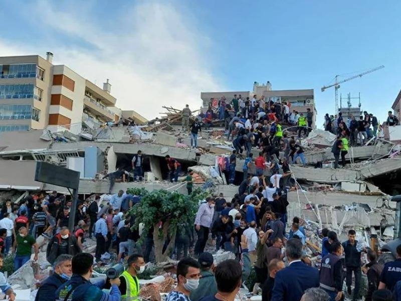 Động đất kinh hoàng tại Thổ Nhĩ Kỳ - Hy Lạp làm sập cùng lúc 20 tòa nhà, cảnh báo sóng thần