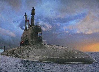 NATO "sốc nặng" khi tàu ngầm Nga phóng tên lửa Zircon