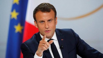 Pháp bắt thanh niên dùng trộm 'thẻ xanh' của Tổng thống Macron để ra vào bệnh viện