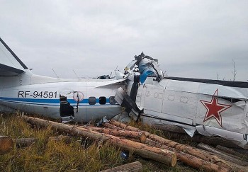 Máy bay Nga gặp nạn hơn 20 người thương vong