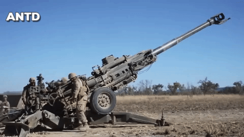 Video: Siêu lựu pháo M-777 Howitzer của Mỹ dội mưa hỏa lực 