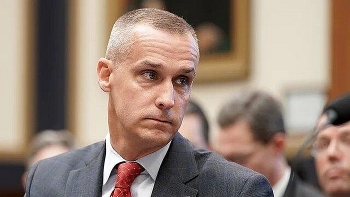 thanh vien moi nhat trong nhom gioi chuc vong trong cua trump mac covid 19