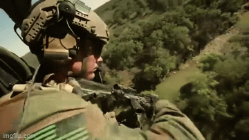 Video: Đặc nhiệm thủy quân lục chiến Hoa Kỳ bắn tỉa bằng các loại súng