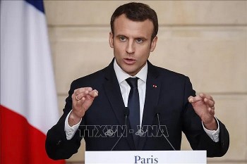Tổng thống Macron khẳng định Pháp không cần phong tỏa người chưa tiêm vaccine
