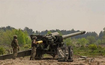 Pháo binh Ukraine sắp cạn kiệt nguồn cung đạn dược