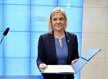 Nữ thủ tướng Thụy Điển tái đắc cử chưa đầy 1 tuần sau khi từ chức chóng vánh