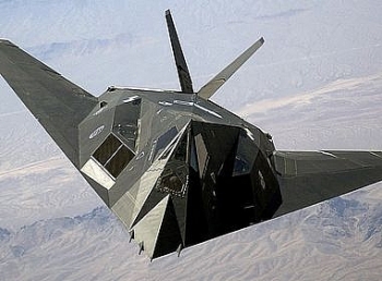 Cựu phi công Mỹ thừa nhận có thêm máy bay tàng hình F-117 bị S-125 phòng không Serbia bắn trúng