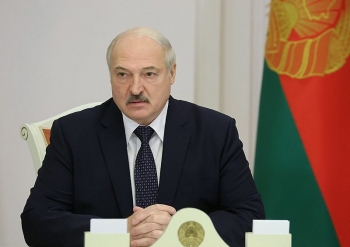 Thụy Sĩ đóng băng tài sản của Tổng thống Belarus