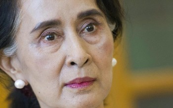 ba aung san suu kyi bi ket an 4 nam tu giam trong ban an dau tien