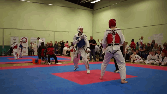 video cao thu taekwondo ha knock out doi phuong bang cu da tha n to c