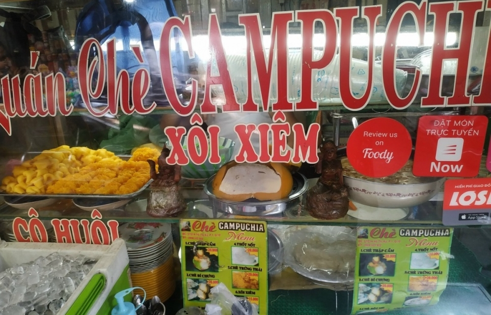 Vào khu chợ Việt kiều để thưởng thức những món ăn Campuchia ở TP. Hồ Chí Minh