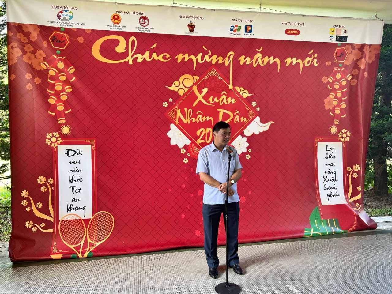 Cộng đồng người Việt tại Singapore thi gói bánh chưng đón Tết