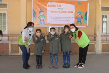 gni trao tang ao am cho tre em co hoan canh kho khan nhan dip tet nguyen dan 2022