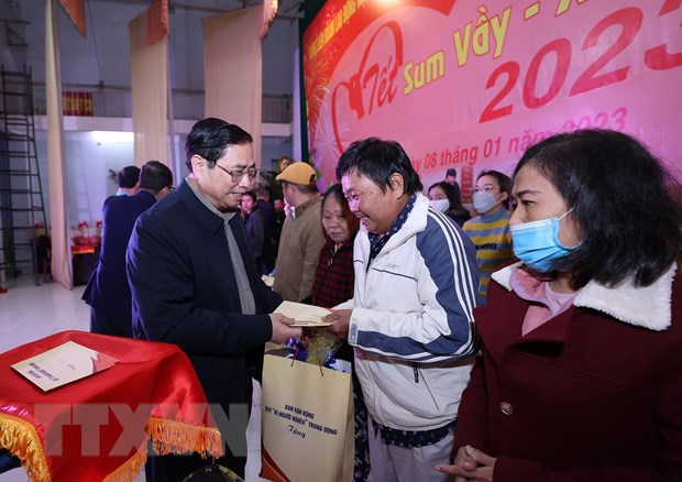 Thu tuong: Con khong it chinh sach voi cong nhan chua that su phu hop hinh anh 2