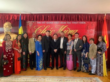 Ra mắt Liên hiệp Hội người Việt tại Thụy Điển