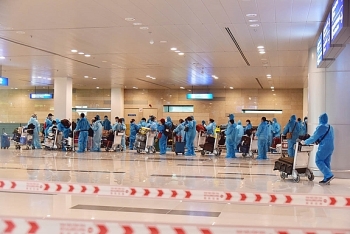Thêm chuyến bay đưa 360 công dân Việt Nam từ Singapore về nước Thêm chuyến bay đưa 360 công dân Việt Nam từ Singapore về nước