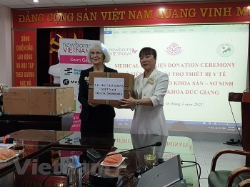 Newborns Việt Nam tài trợ thiết bị y tế cho Bệnh viện Đa khoa Đức Giang Newborns Việt Nam tài trợ thiết bị y tế cho Bệnh viện Đa khoa Đức Giang