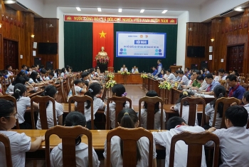 Hội đồng Trẻ em tỉnh Quảng Bình đối thoại với Đoàn Đại biểu quốc hội tỉnh về quyền trẻ em Hội đồng Trẻ em tỉnh Quảng Bình đối thoại với Đoàn Đại biểu quốc hội tỉnh về quyền trẻ em