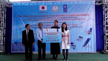 undp ho tro xay dung cac hang muc duong doc va nha ve sinh cho nguoi khuyet tat tai hoa binh