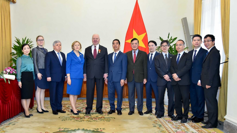 Đại sứ Liên bang Nga tại Việt Nam nhận Huân chương Hữu nghị vì đóng góp tích cực và hiệu quả cho quan hệ hai nước