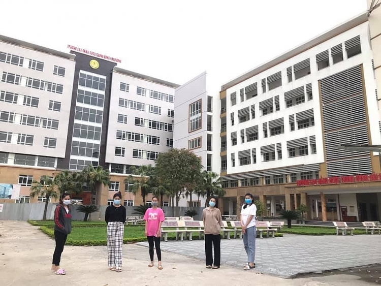 Trường Cao đẳng Dược Trung ương - Hải Dương mở rộng tuyển sinh viên Lào | Thời Đại Trường Cao đẳng Dược Trung ương - Hải Dương mở rộng tuyển sinh viên Lào | Thời Đại