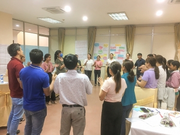 World Vision Việt Nam tập huấn phục hồi dinh dưỡng cho trẻ em suy dinh dưỡng thể nhẹ cân và gầy còm World Vision Việt Nam tập huấn phục hồi dinh dưỡng cho trẻ em suy dinh dưỡng thể nhẹ cân và gầy còm