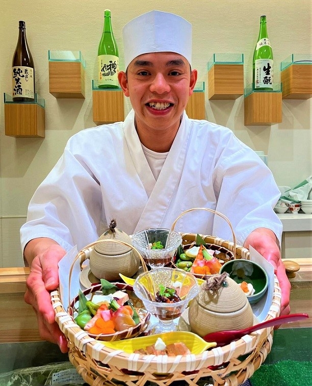 Người Việt Nam đầu tiên giành được “huy hiệu Vàng” trong lĩnh vực ẩm thực tại Nhật Bản