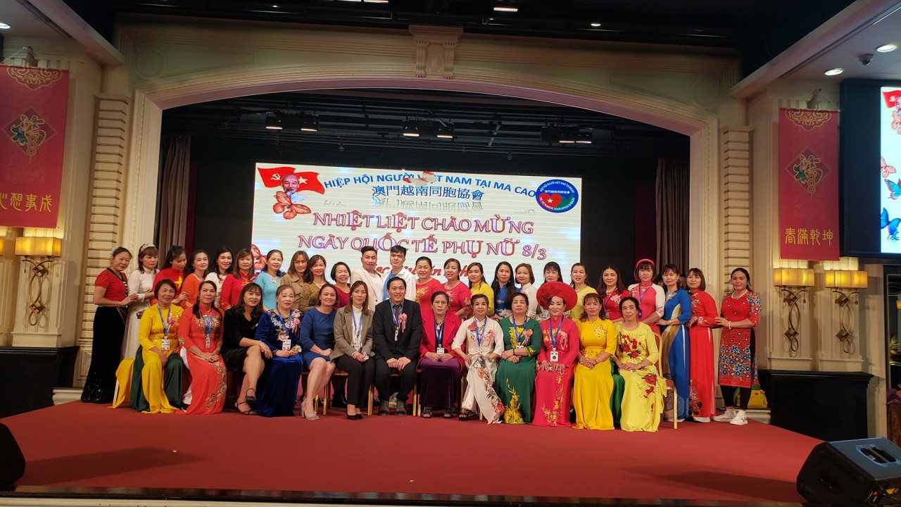 Cộng đồng người Việt Nam tại Macau (Trung Quốc) gặp mặt chúc mừng ngày Quốc tế phụ nữ
