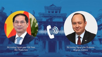 Việt Nam - Rumani: phối hợp hỗ trợ người Việt từ Ukraine về nước